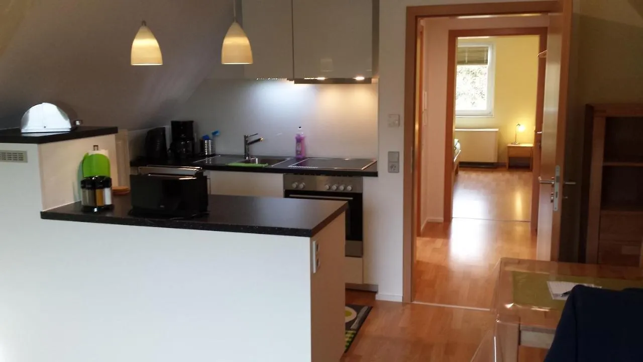 Apartment Pension Wauri , Ferienwohnung ' SCHWÄBISCHE ALB ' , Mansarden - Wohnung Waldenbuch
